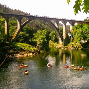 Experiência de Canoagem: Descida do Rio Vouga para Grupos